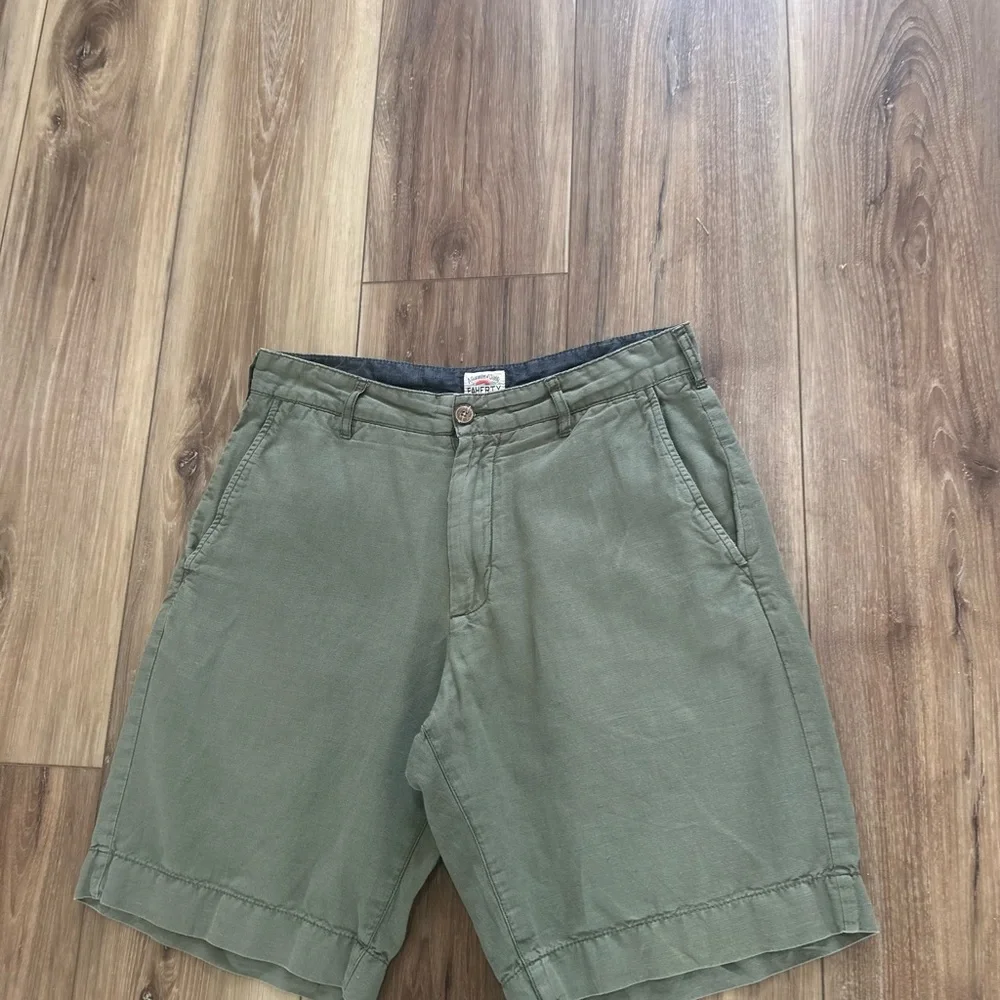 Faherty Men's Green Casual Shorts size 28